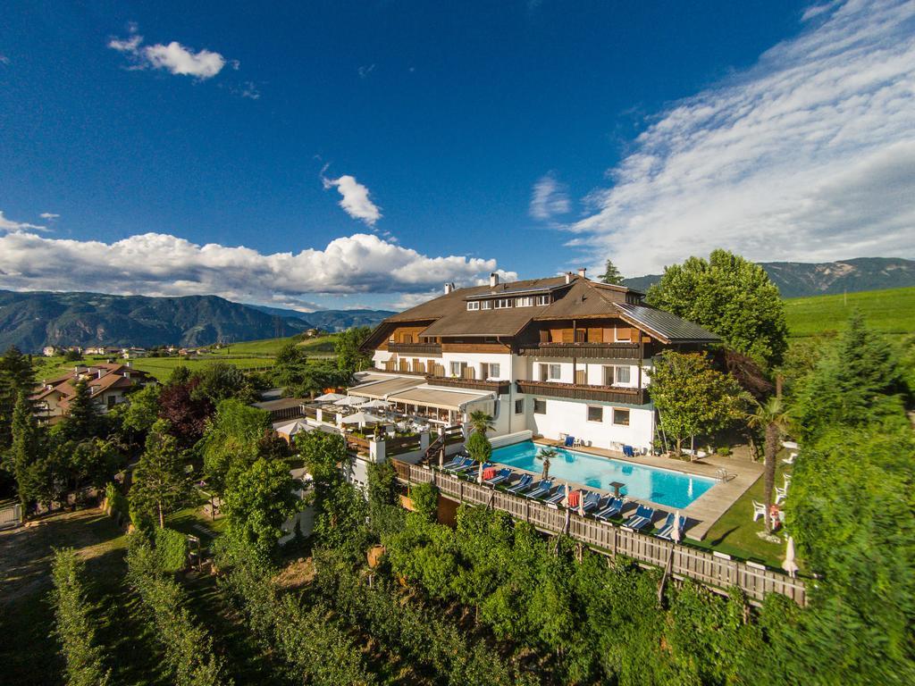 Hotel Waldhof Корнаяно Экстерьер фото