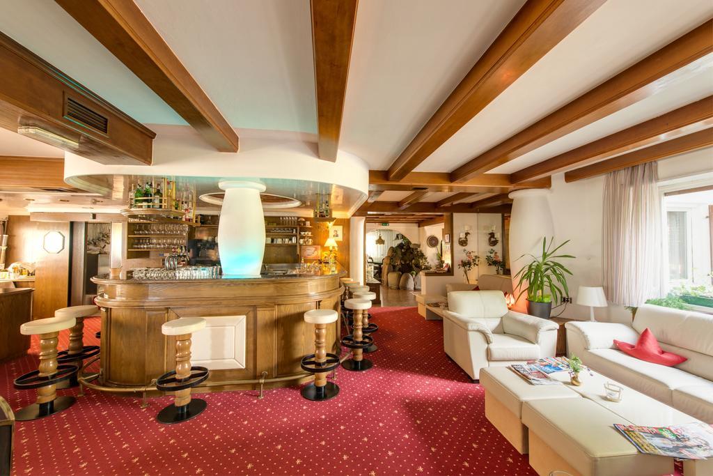 Hotel Waldhof Корнаяно Экстерьер фото